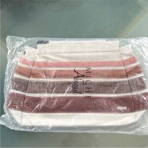 Abigail Prima (Big) Bag Magnet Shell